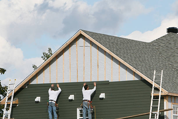 Professional Siding Contractor technician working in Boomer, NC